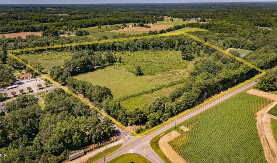 7090 Peele Rd, Bailey, NC 27807 - 5 Beds, 3 Bath