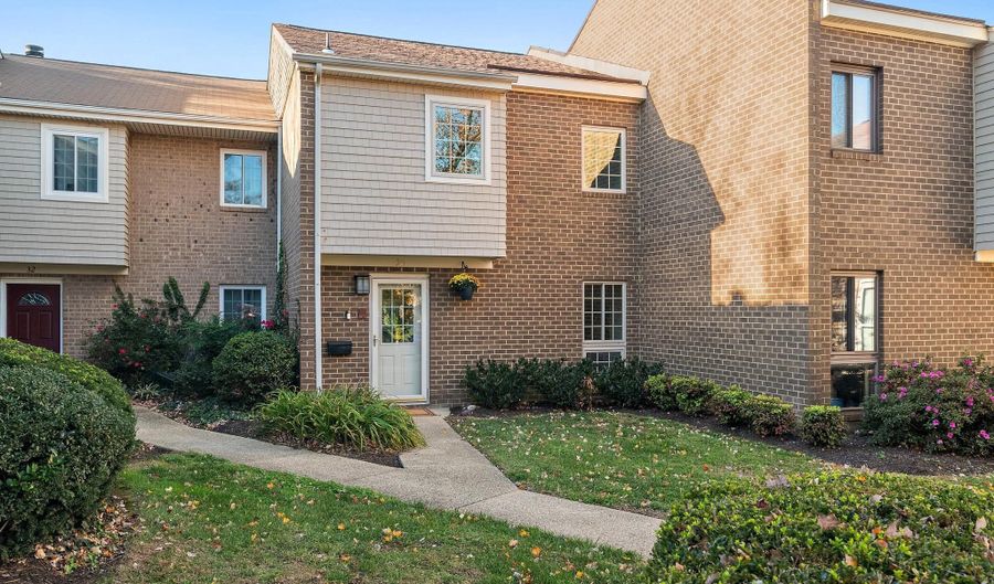 30 GENTRY Ct, Annapolis, MD 21403 - 3 Beds, 3 Bath
