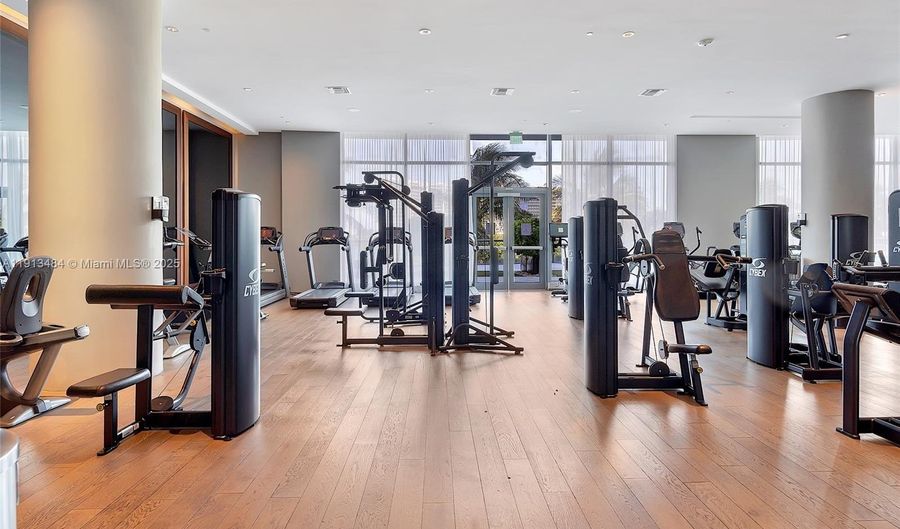 3250 NE 188th St 703, Aventura, FL 33180 - 3 Beds, 6 Bath