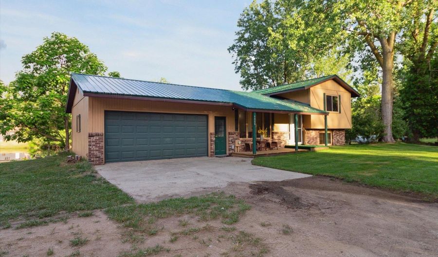 4888 W Jackson, Alma, MI 48801 - 2 Beds, 1 Bath