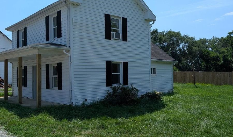 18003 DAVIS Ln, Boonsboro, MD 21713 - 3 Beds, 1 Bath