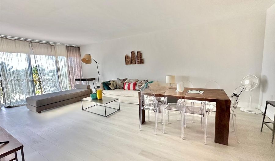 10275 Collins Ave 429, Bal Harbour, FL 33154 - 1 Beds, 2 Bath