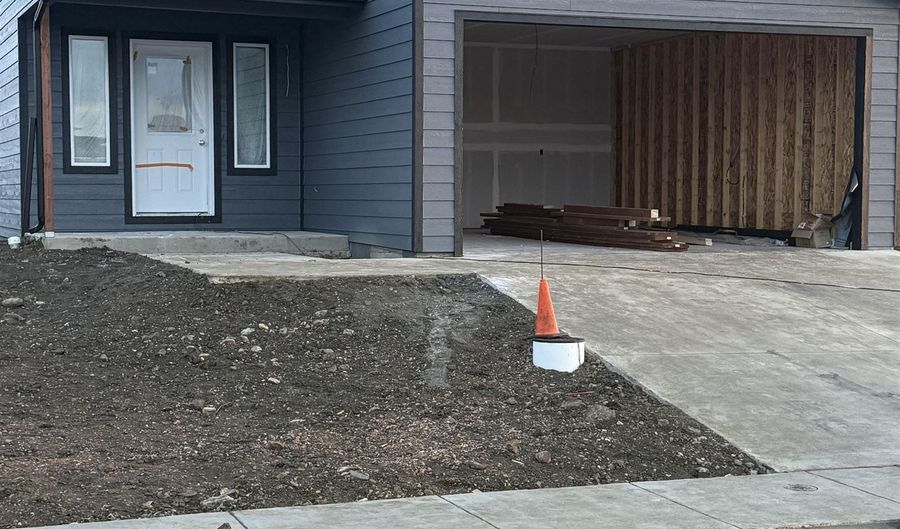 892 Vicksburg St, Box Elder, SD 57719 - 3 Beds, 1 Bath