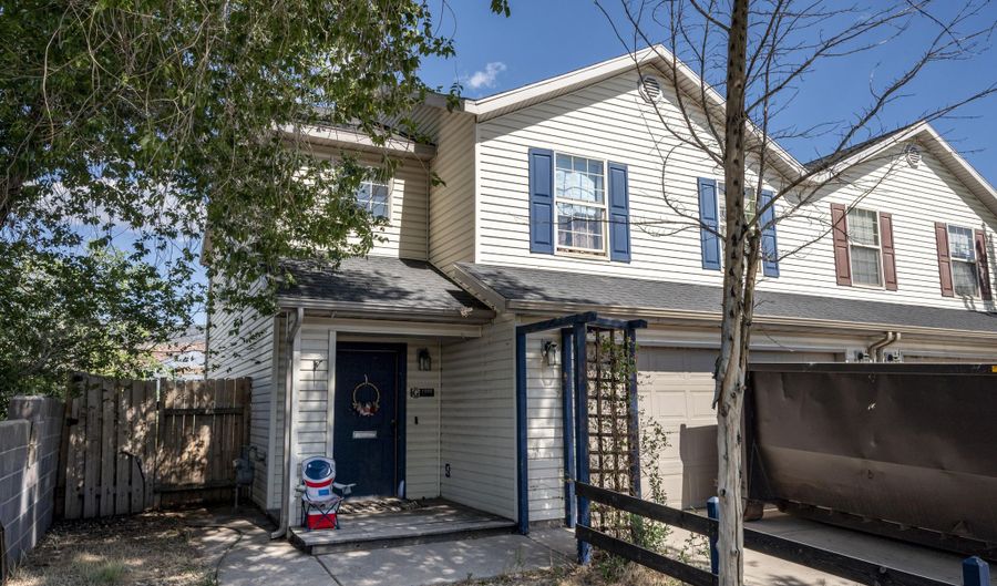1005 W Brook St, Cedar City, UT 84721 - 4 Beds, 3 Bath