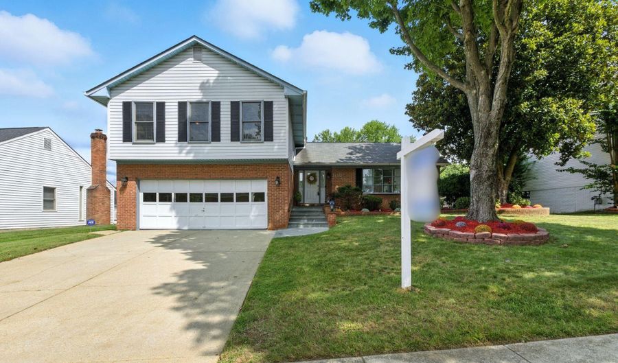 11407 WAESCHE Dr, Bowie, MD 20721 - 4 Beds, 3 Bath