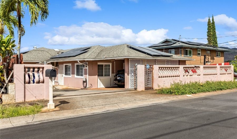 4202 Halupa St, Honolulu, HI 96818 - 7 Beds, 4 Bath