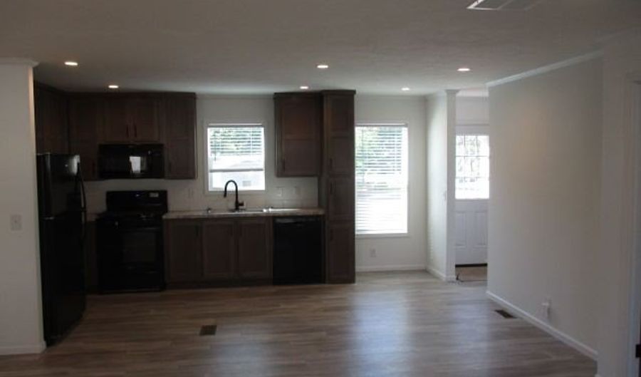 7255 W 126th St 447, Apple Valley, MN 55124 - 3 Beds, 2 Bath