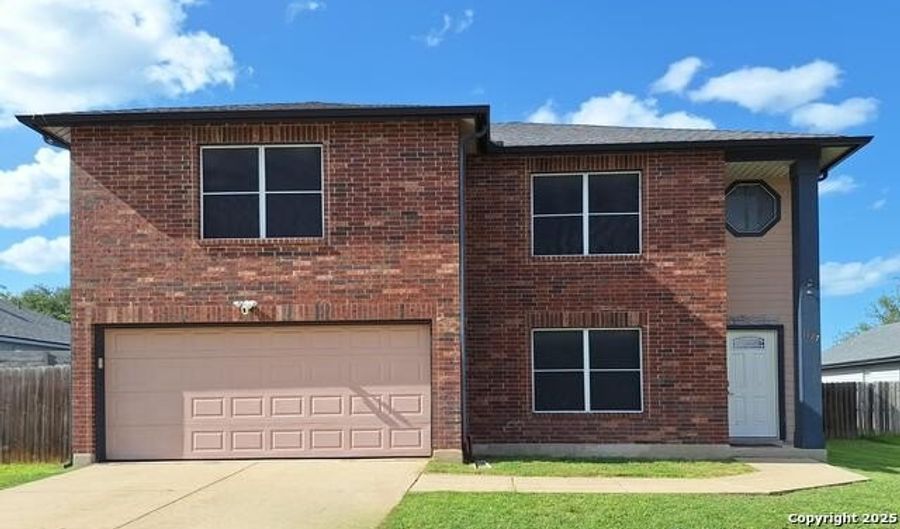 1127 Stone Arch, New Braunfels, TX 78130 - 4 Beds, 3 Bath