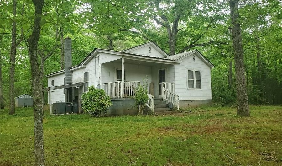 318 Virgil Hill Rd, Asheboro, NC 27205 - 2 Beds, 1 Bath