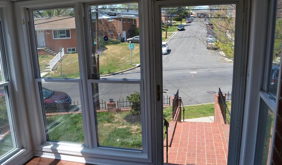 425 KENNEDY St NE, Washington, DC 20011 - 3 Beds, 3 Bath