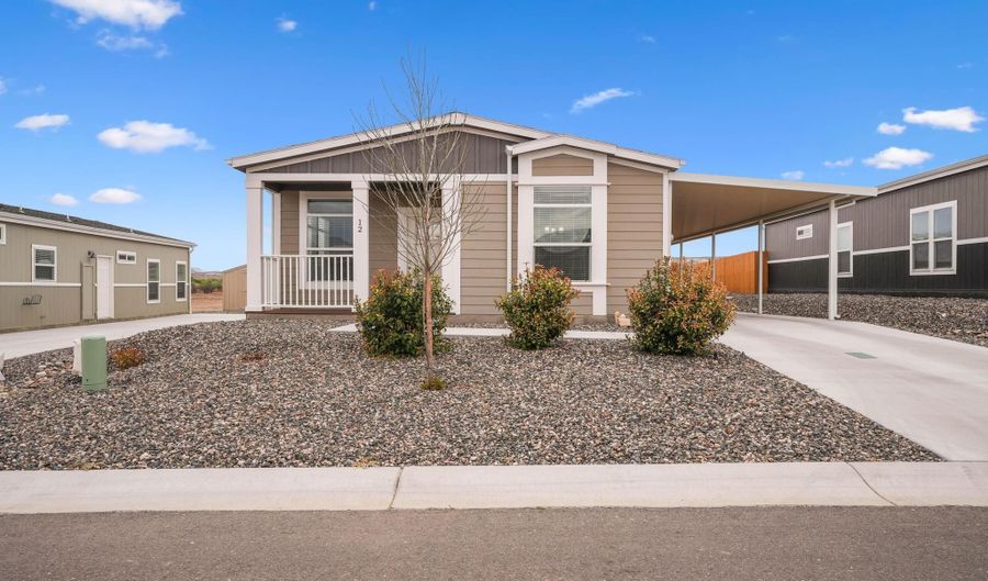 12 Ranch Dr, Camp Verde, AZ 86322 - 3 Beds, 2 Bath