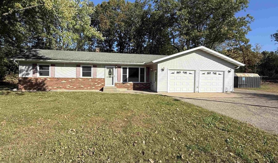 3892 PAUL'S Ct, Amherst Junction, WI 54407 - 3 Beds, 2 Bath