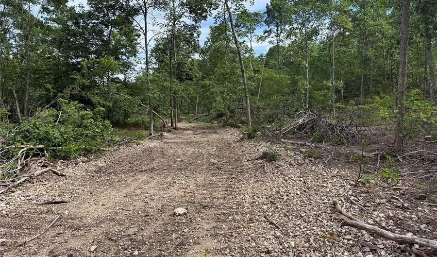 Tract 2 Hidden Valley, Annapolis, MO 63628 - 0 Beds, 0 Bath