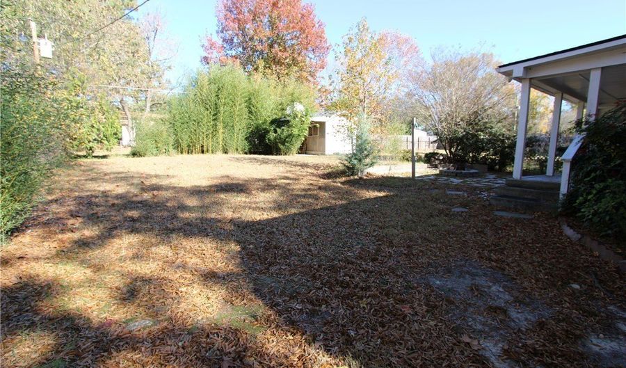 819 James St, Apex, NC 27502 - 3 Beds, 2 Bath