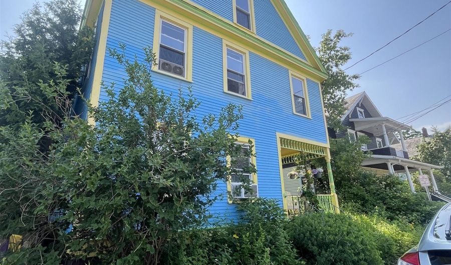 16 Germain St, Burlington, VT 05401 - 5 Beds, 2 Bath