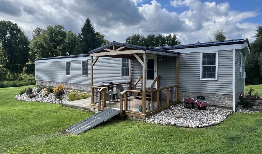 420 Island Branch Rd, Gouverneur, NY 13642 - 3 Beds, 1 Bath