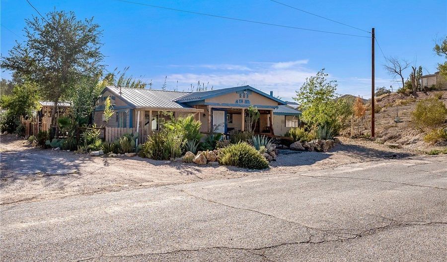 201 S 4th St, Beatty, NV 89003 - 2 Beds, 2 Bath