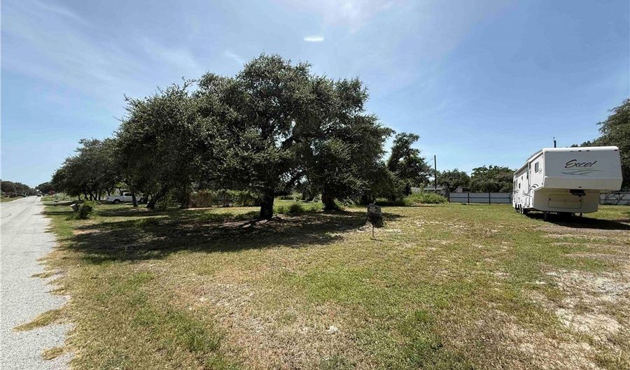 336 N 8th Lot 13-14, Aransas Pass, TX 78336 - 0 Beds, 0 Bath