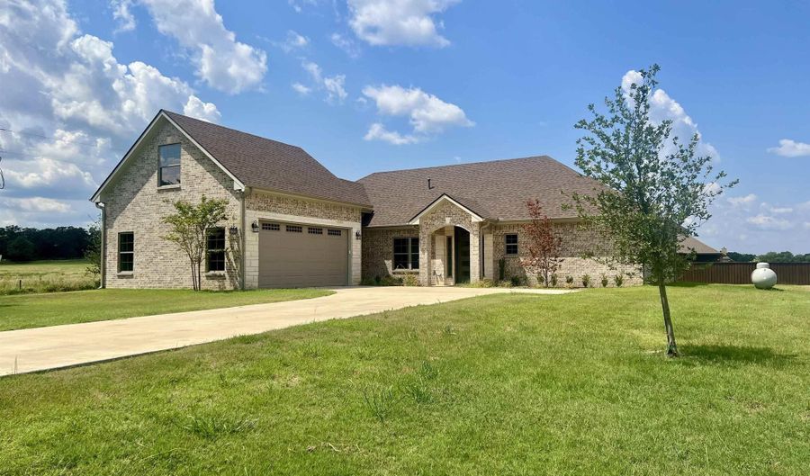 2080 County Road 1612, Alba, TX 75410 - 4 Beds, 3 Bath