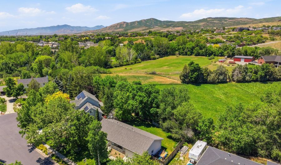 246 W FORT CREEK Dr S, Alpine, UT 84004 - 3 Beds, 2 Bath