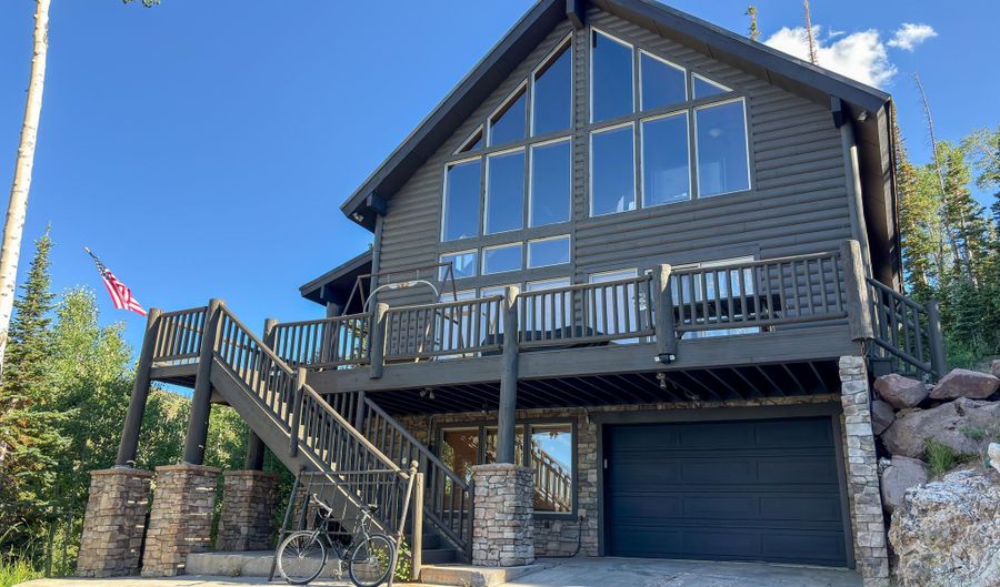 244 W Pinehurst Dr, Brian Head, UT 84719 - 4 Beds, 4 Bath