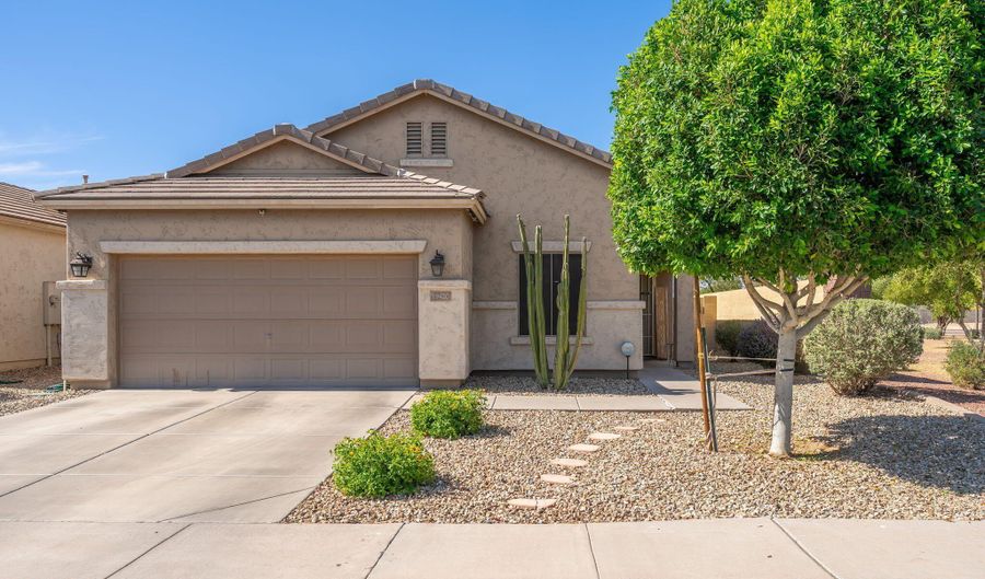 19420 W WOODLANDS Ave, Buckeye, AZ 85326 - 4 Beds, 2 Bath