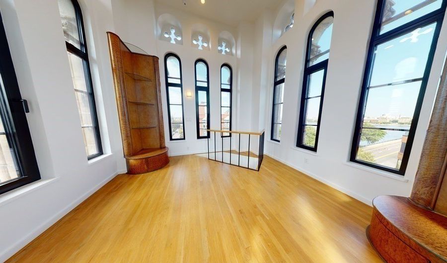 6 Massachusetts Ave TOWER, Boston, MA 02115 - 2 Beds, 2 Bath