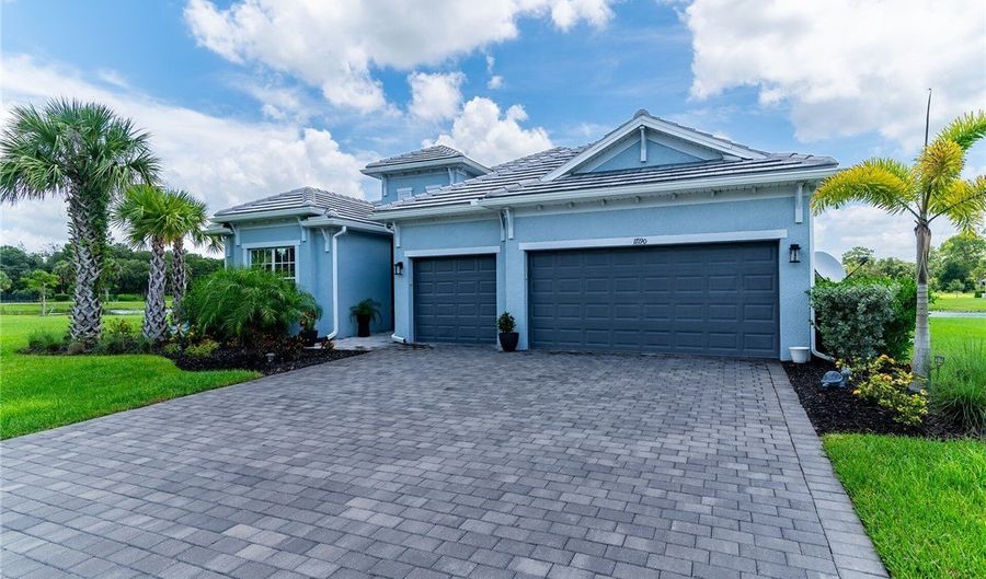 17190 Serengeti Cir, Alva, FL 33920 - 3 Beds, 3 Bath
