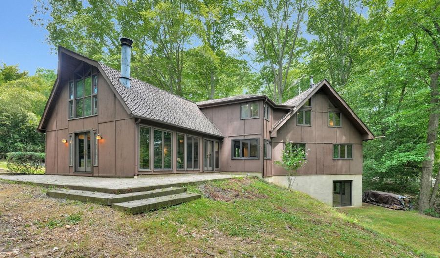 2311 ROCKWOOD Rd, Accokeek, MD 20607 - 3 Beds, 3 Bath