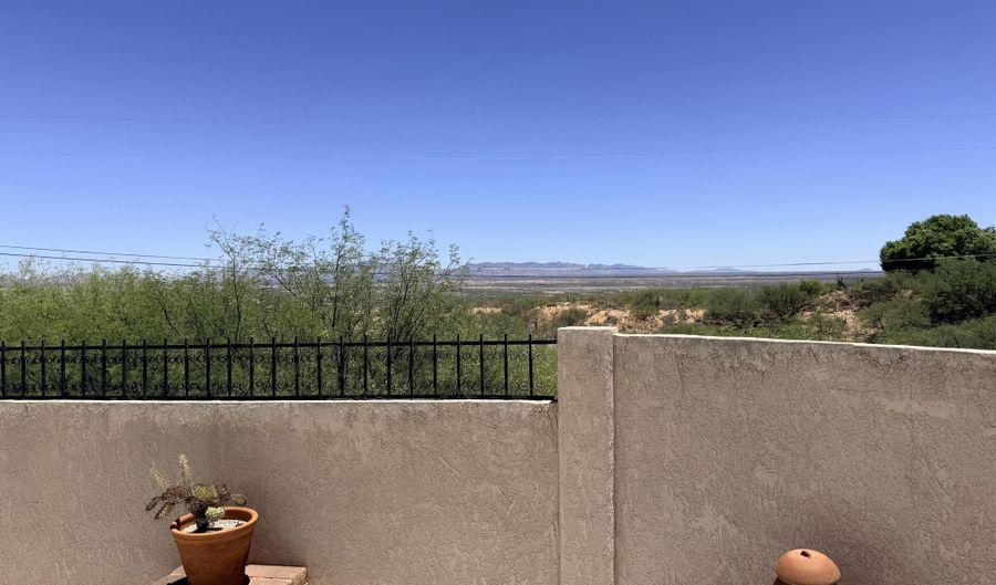 871 S La Mesa Dr, Benson, AZ 85602 - 4 Beds, 4 Bath