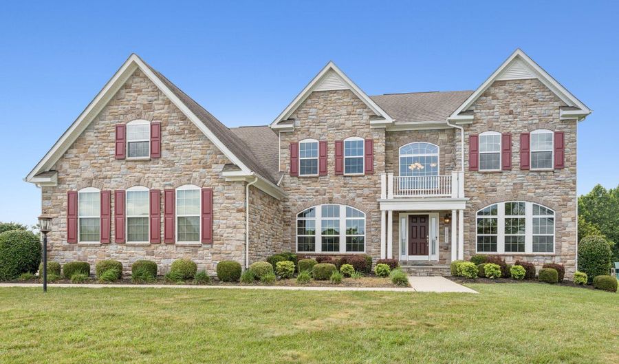 12806 CONTEE MANOR Rd, Bowie, MD 20721 - 5 Beds, 6 Bath