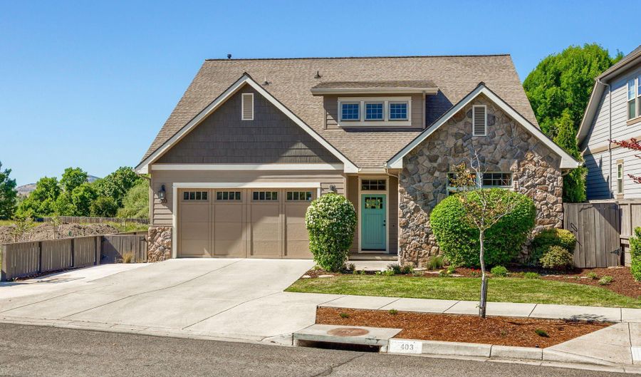 403 Briscoe Pl, Ashland, OR 97520 - 4 Beds, 3 Bath