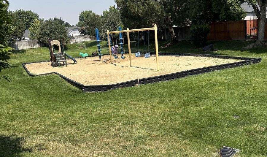 8515 W Shooting Star Dr, Boise, ID 83709 - 3 Beds, 2 Bath