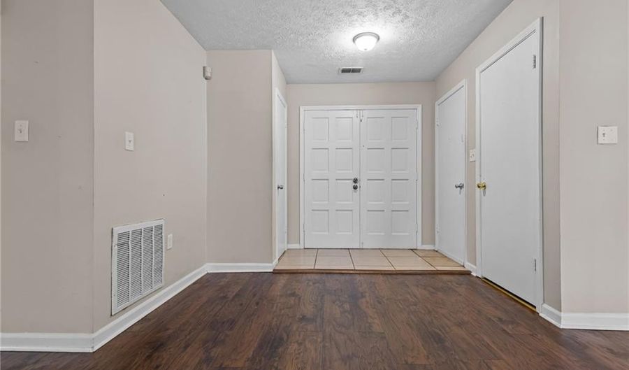 3540 Tarragon Dr, Decatur, GA 30034 - 3 Beds, 2 Bath