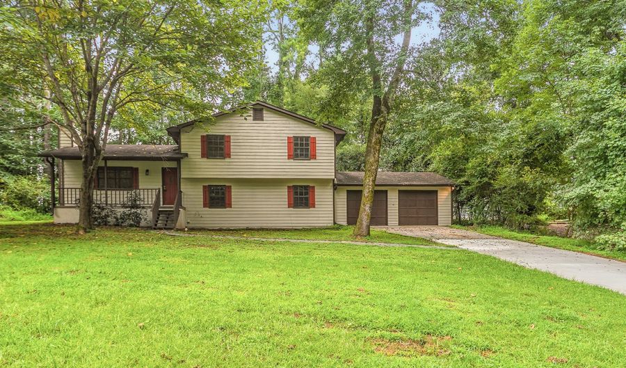 4463 Brown Deer, Acworth, GA 30101 - 3 Beds, 2 Bath