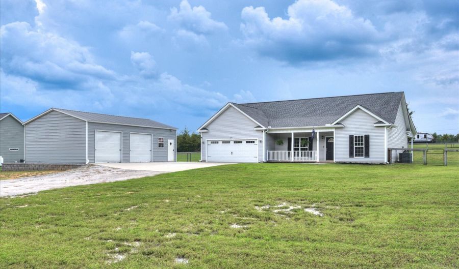 1370 Old Kimbill Trl, Aiken, SC 29805 - 3 Beds, 2 Bath