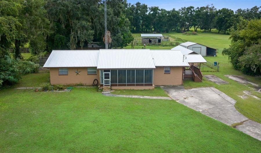 3040 NE 97TH STREET Rd, Anthony, FL 32617 - 4 Beds, 2 Bath