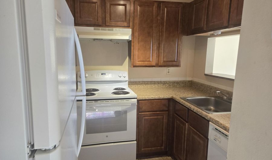 1527 Blake Ave 211, Glenwood Springs, CO 81601 - 2 Beds, 1 Bath