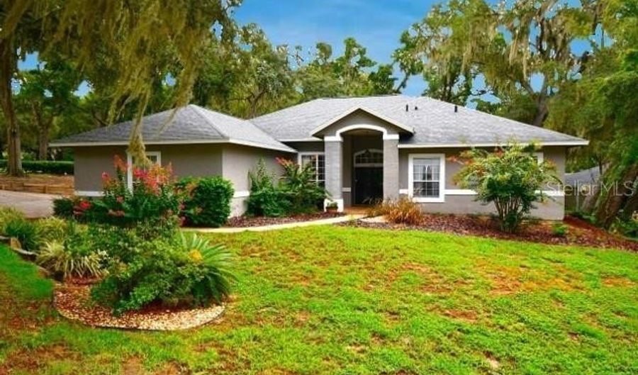 1810 TOURNAMENT Dr, Apopka, FL 32712 - 4 Beds, 3 Bath