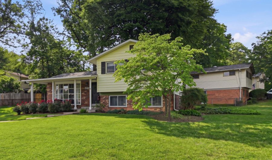 4512 MEDFORD Dr, Annandale, VA 22003 - 4 Beds, 2 Bath