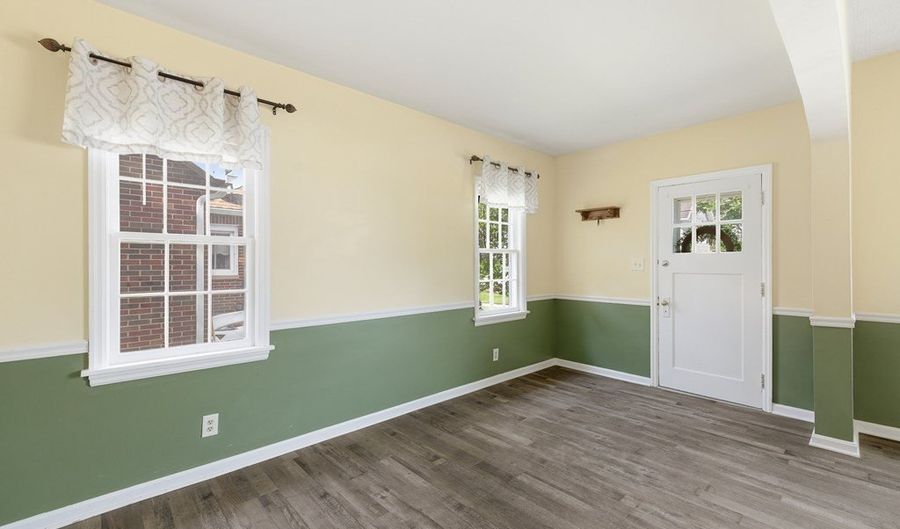 1010 Chestnut St, Ashland, OH 44805 - 3 Beds, 2 Bath