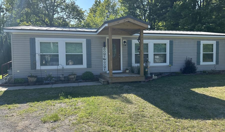 1632 Lakeview Dr, Alpena, MI 49707 - 3 Beds, 2 Bath