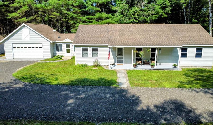 77 Trapper Rd, Campton, NH 03223 - 3 Beds, 2 Bath