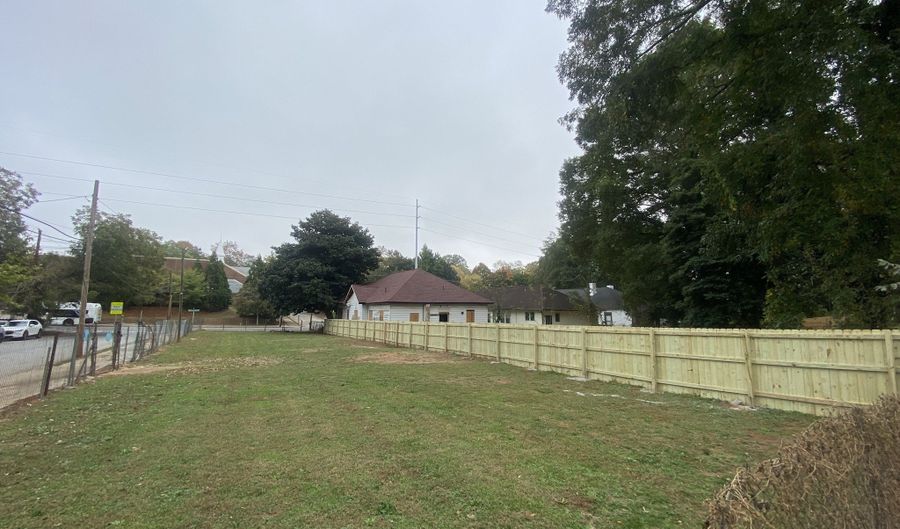 977 Metropolitan Pkwy SW, Atlanta, GA 30310 - 0 Beds, 0 Bath