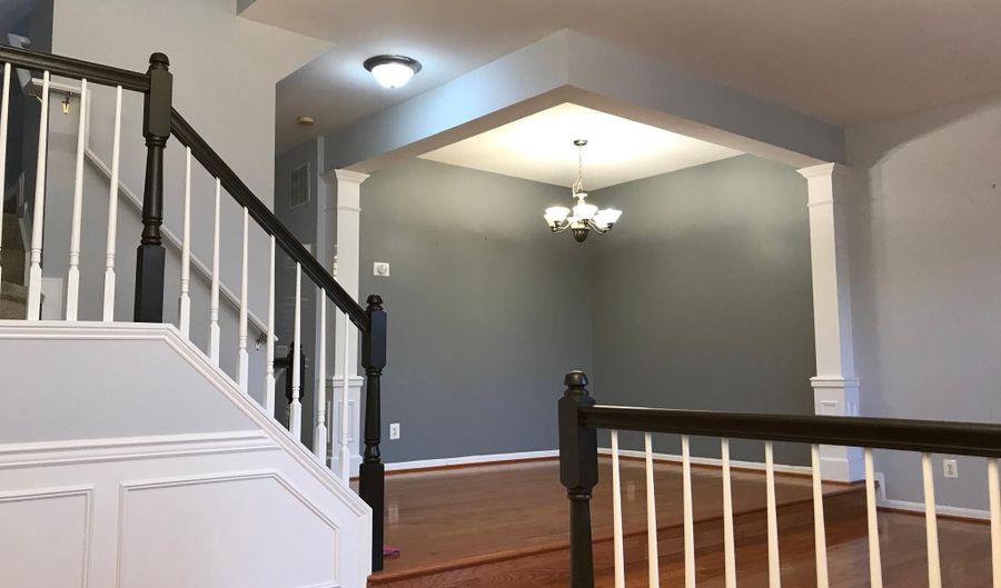 22519 MAISON CARREE Sq, Ashburn, VA 20148 - 3 Beds, 4 Bath