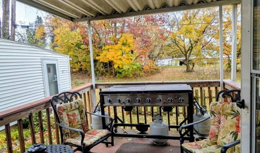 416 Diamond St, Ashland, OH 44805 - 3 Beds, 2 Bath