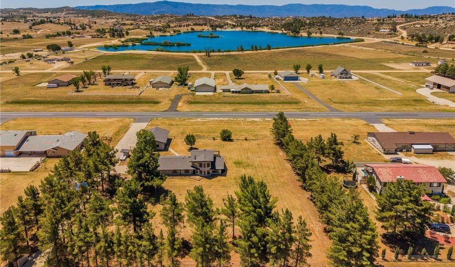 49585 Flightline Way, Aguanga, CA 92536 - 3 Beds, 2 Bath