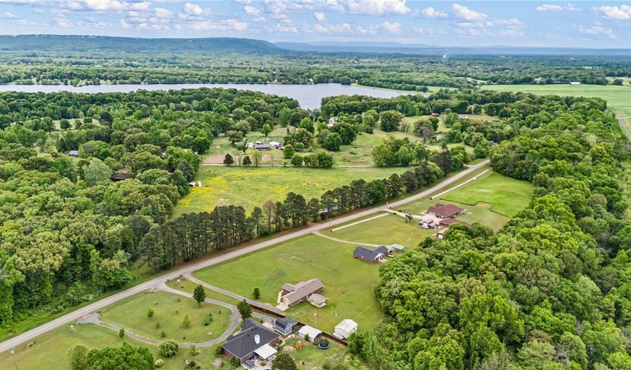 4546 S Sr 105, Atkins, AR 72823 - 4 Beds, 2 Bath