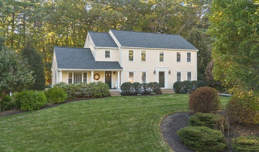 19 Lincoln Dr, Acton, MA 01720 - 4 Beds, 3 Bath