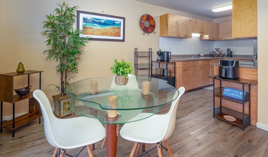 33 HUALALAI St 310, Hilo, HI 96720 - 1 Beds, 1 Bath